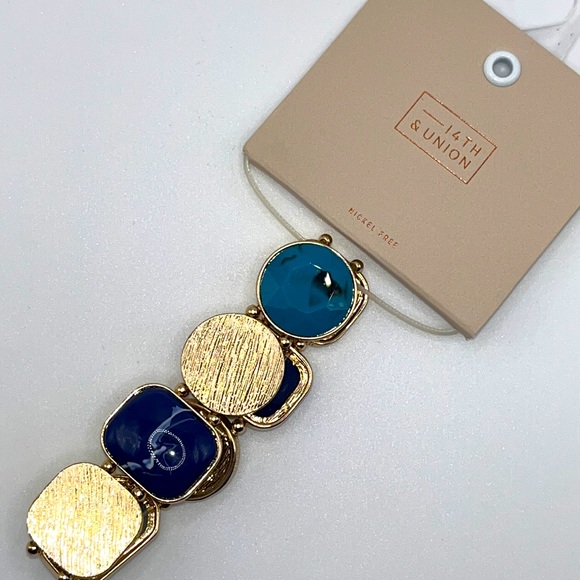 14th $ Union Gold tone Bracelet - Picture 6 of 9